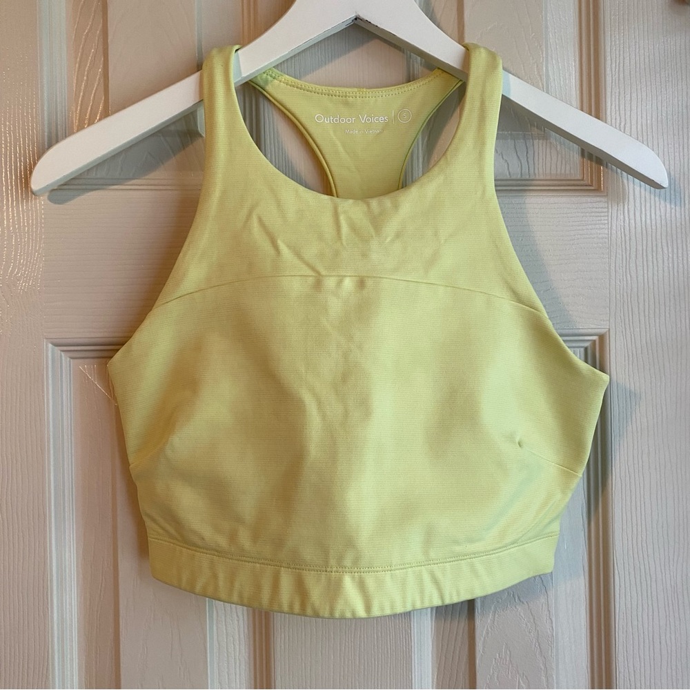 NWOT Outdoor Voices Move Free Crop in Gecko, size S